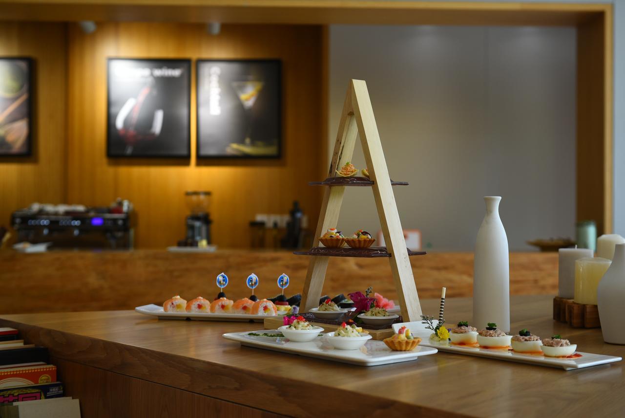 Jiaxing Goliah Hotel מראה חיצוני תמונה